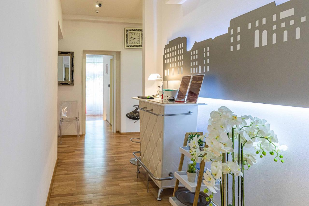 Cankareva City Rooms Split Exterior photo
